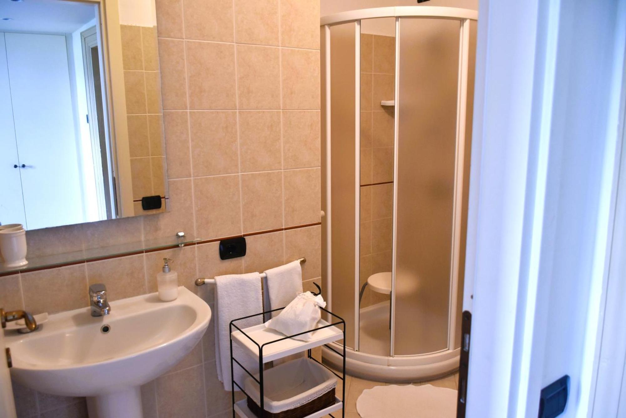 Apartament Residenza Ca' Laripa Solto Collina Zewnętrze zdjęcie